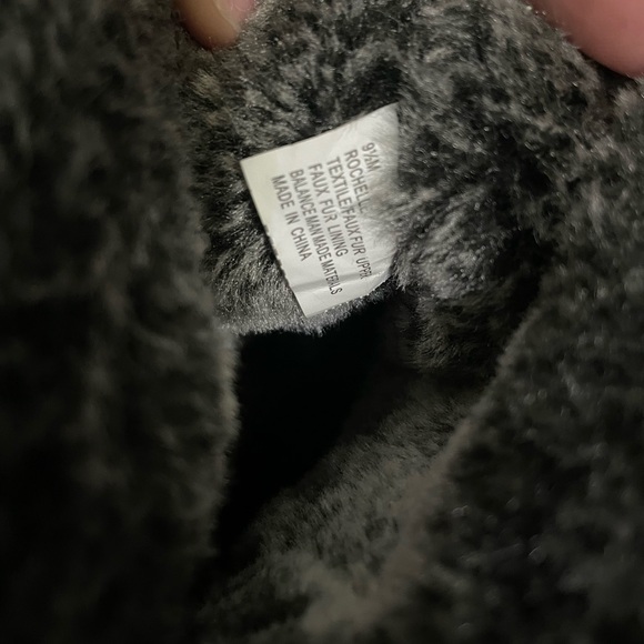 Makalu Fuzzy Ankle Booties BUNDLE Women’s Size 9.5 - Picture 11 of 11